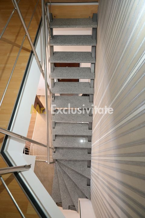 Eremia - Apartament 3 camere + studio | Scara interioara! - imaginea 12