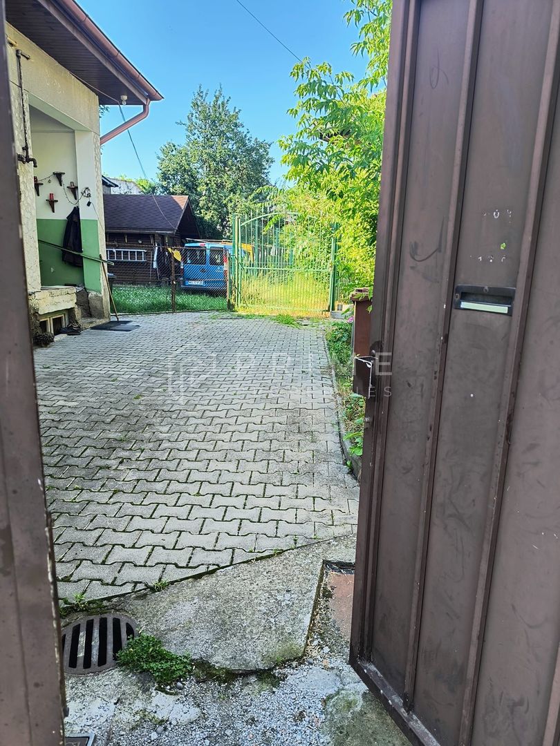 Casă de Vânzare în zonă centrală | 544 mp teren, zonă liniștită - imaginea 9
