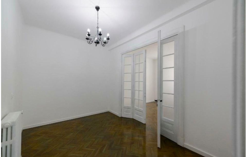 OFERTA spațiu renovat 110mp INACULUI  T505