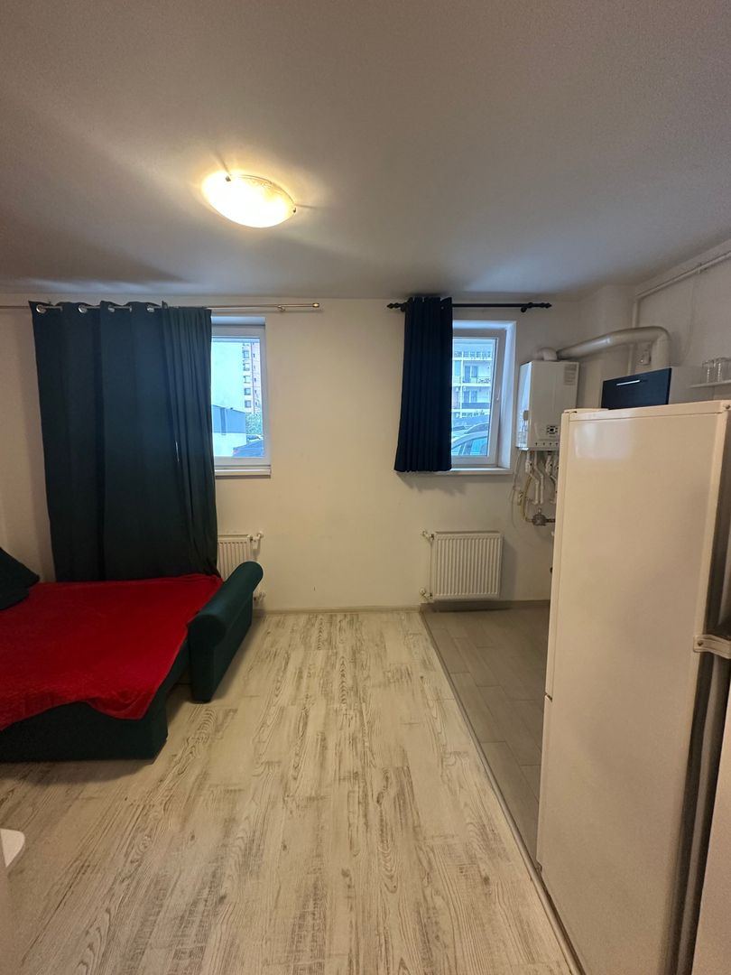 Garsoniera de inchiriat in militari residence/ demisol inalt - imaginea 12