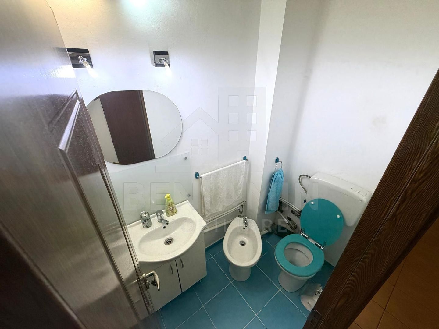 3 Camere-72mp-Decomandat-2Bai-Etaj3-Centrala Termica-Rovine-Posta - imaginea 9