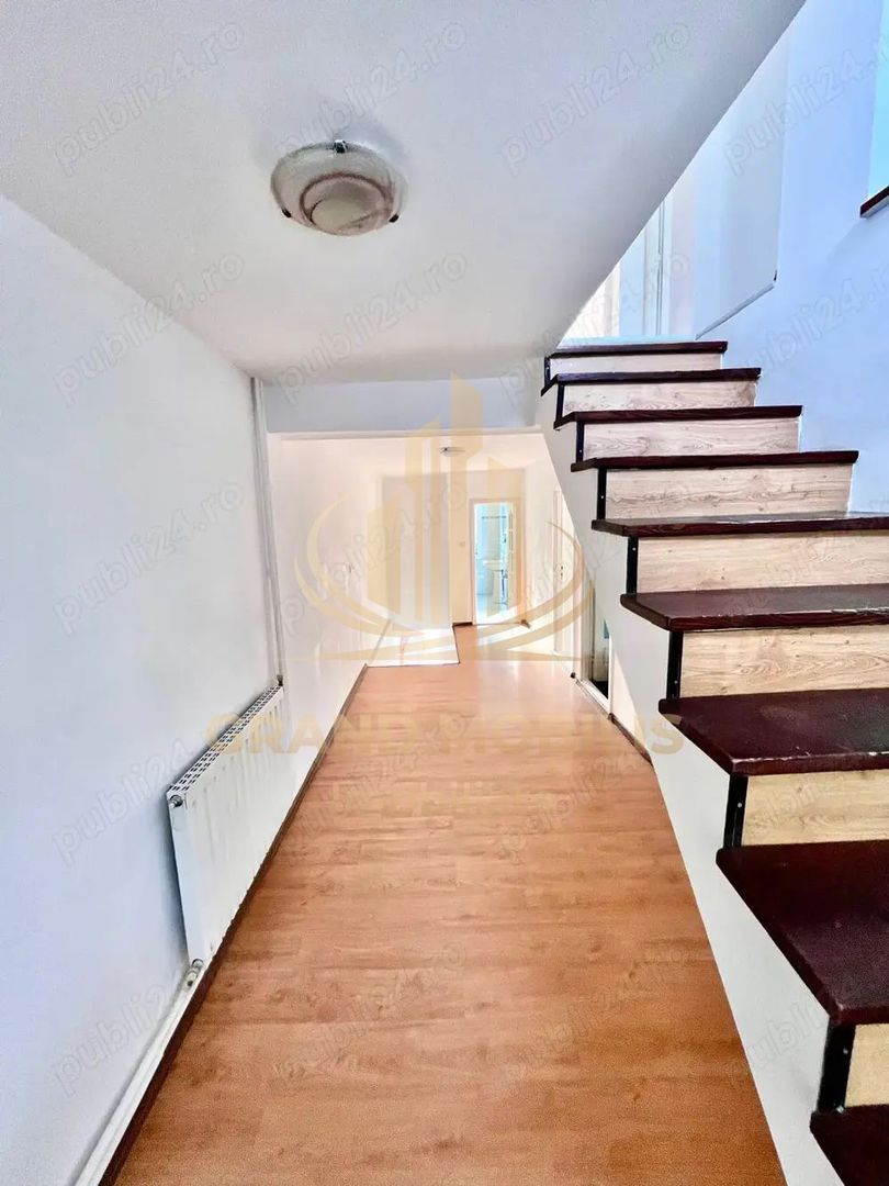 De Vanzare Duplex zona Lipovei 168mp 239000 Euro - imaginea 3