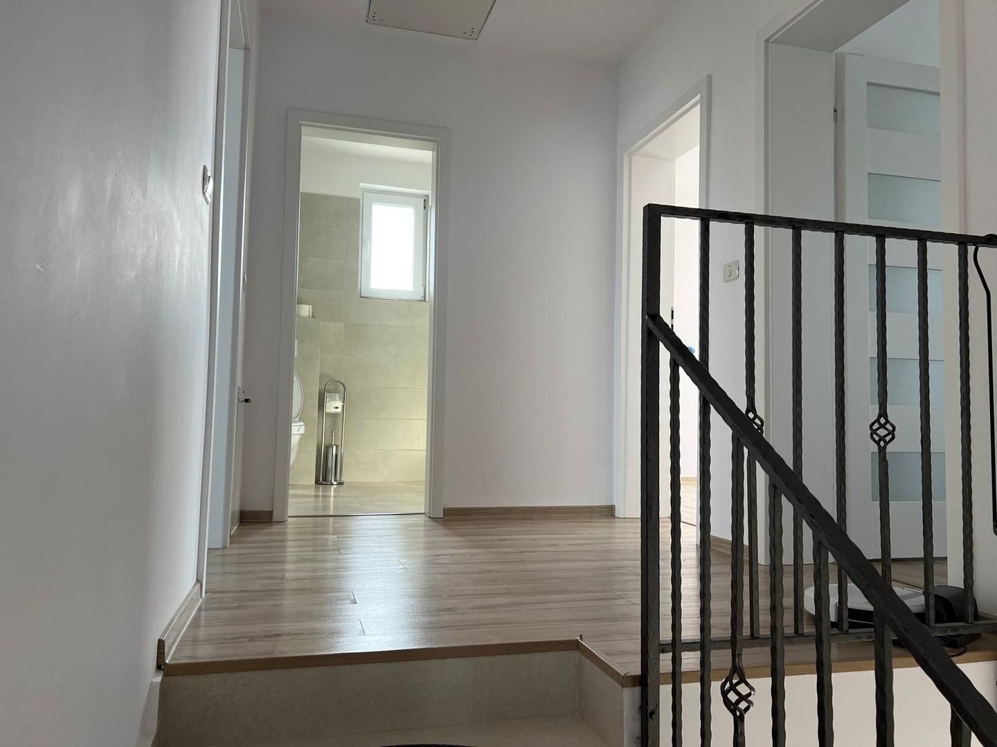 Duplex de închiriat în Dumbrăvița – 4 camere, 130 mp, teren 360 mp - imaginea 11