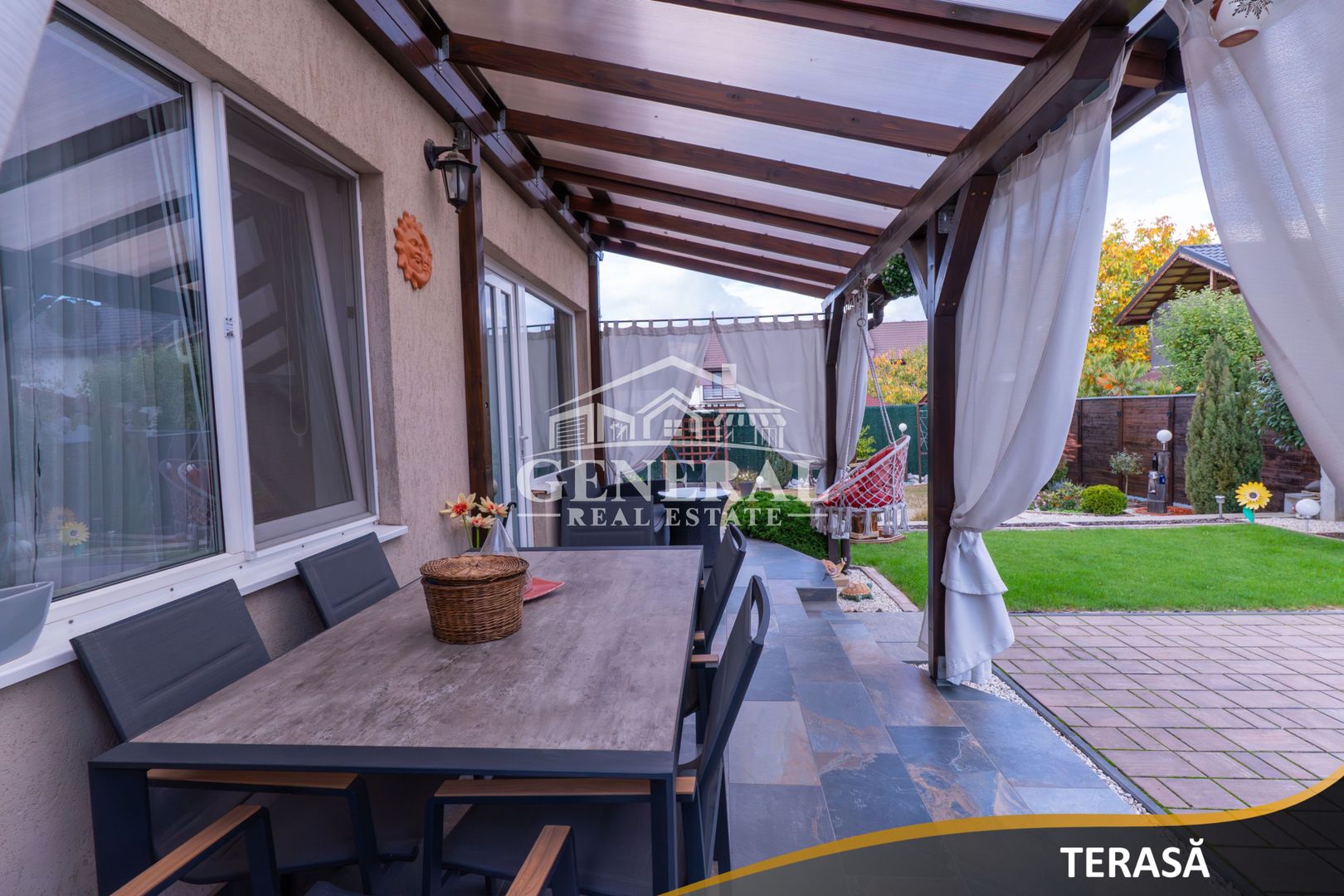 Casa de vanzare zona centrala in Baia Mare 200m2 casa si 420 teren - imaginea 20