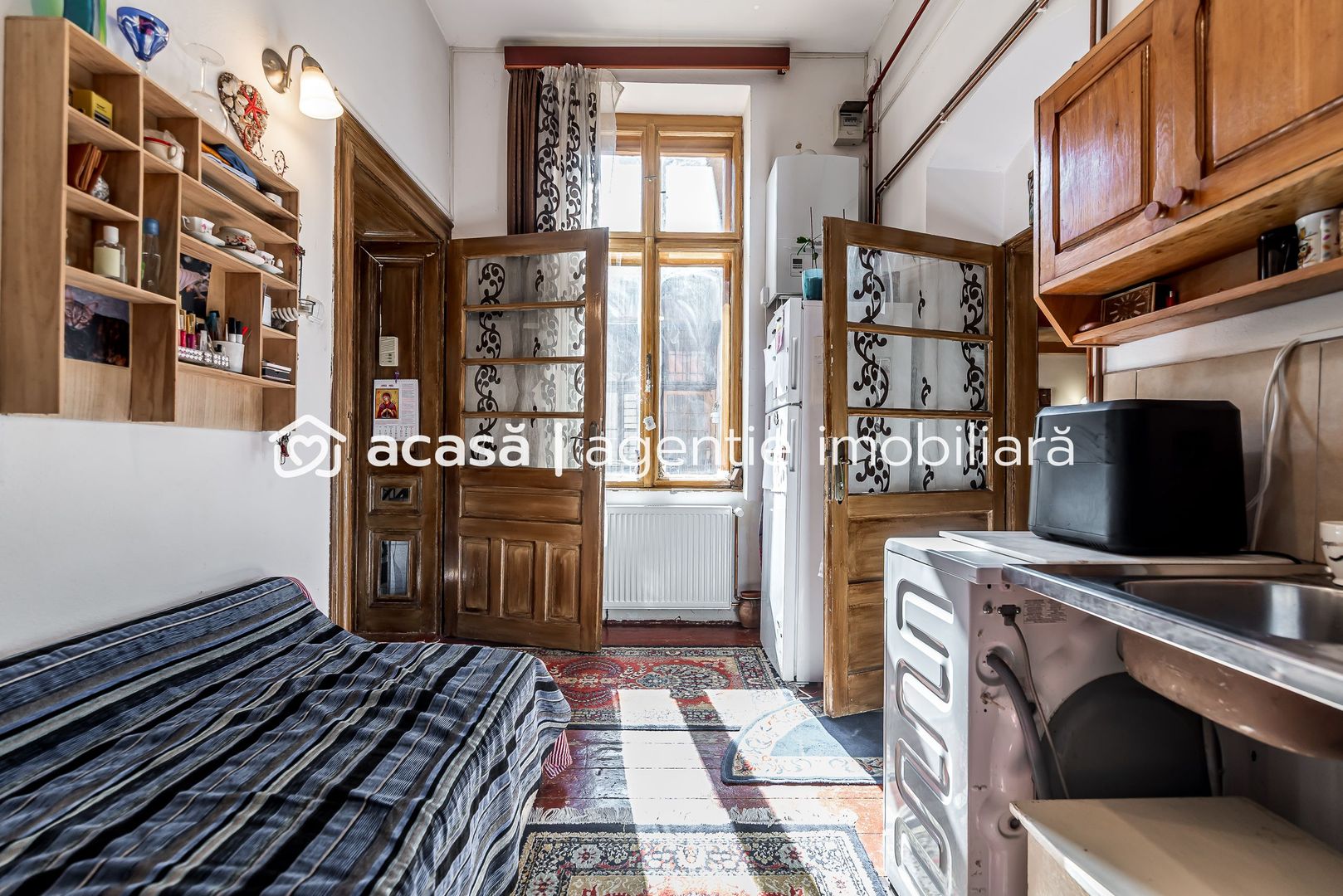Imagine 2 - VÂNDUT! Apartament 2 camere ultracentral + spațiu bonus la demisol