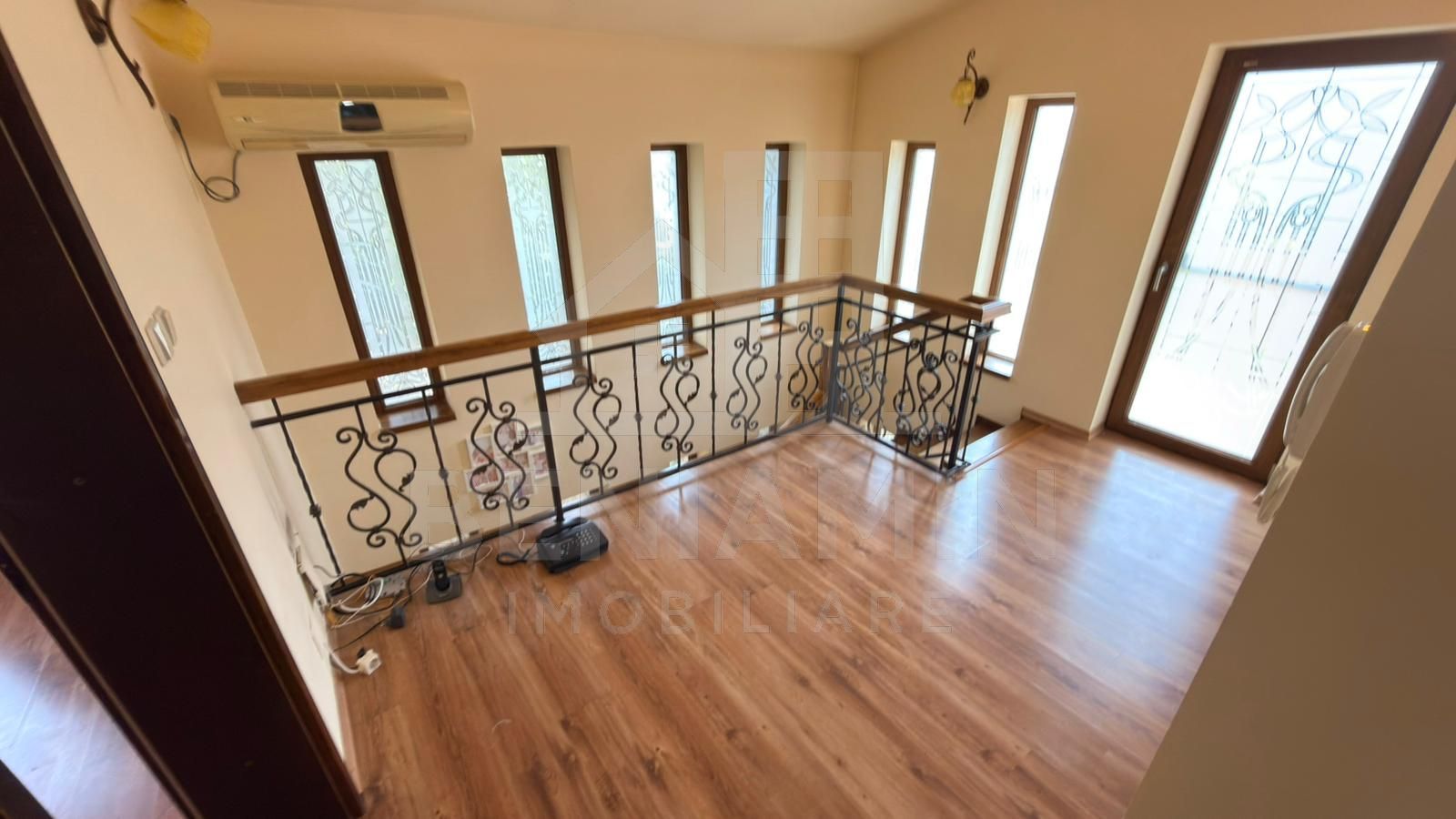 Vila eleganta in zona Ford– Confort si intimitate pe alee privata - imaginea 10