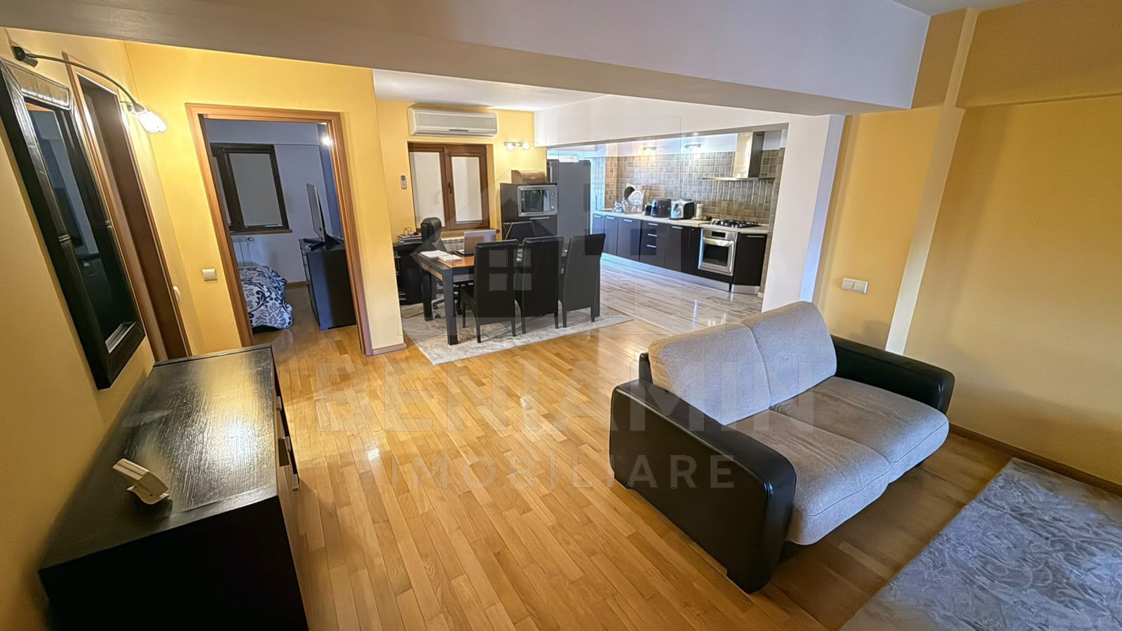 4 Camere-Modern-100mp-Centrala -Mobilat-Utilat-Ultracentral-Digi - imaginea 3