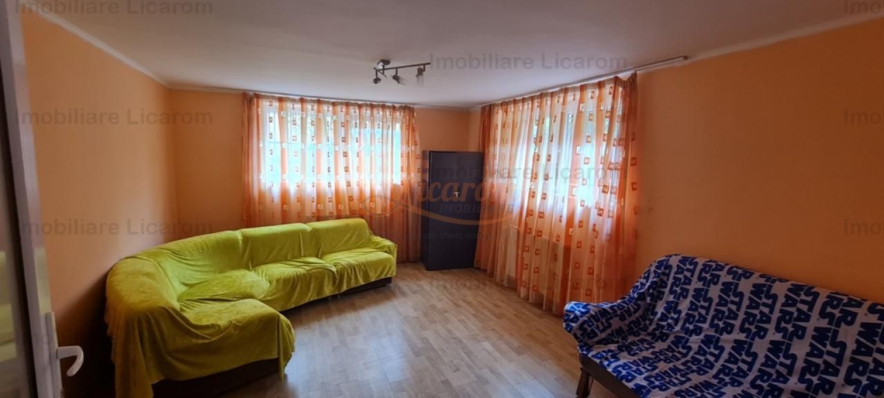 Casa individuala cu 2 apartamente, 6 camere,teren 403 mp,ASTRA. - imaginea 3