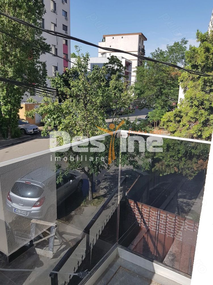 Vila 6 camere  metrou Grozavesti pentru birouri sau locuinta - imaginea 2