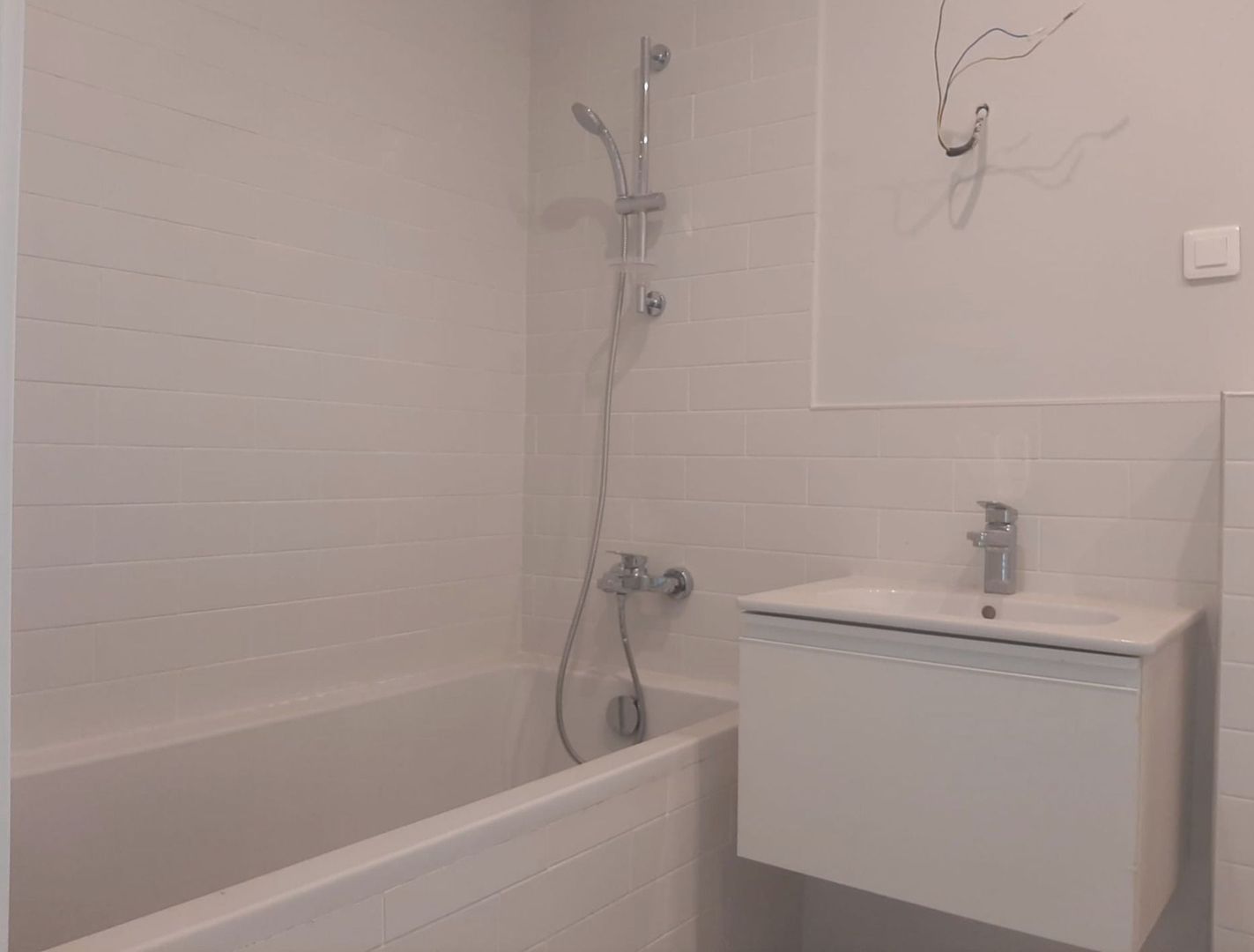 APARTAMENT PREMIUM CU 5 CAMERE ȘI GRĂDINĂ PRIVATĂ DE 160 MP - imaginea 18