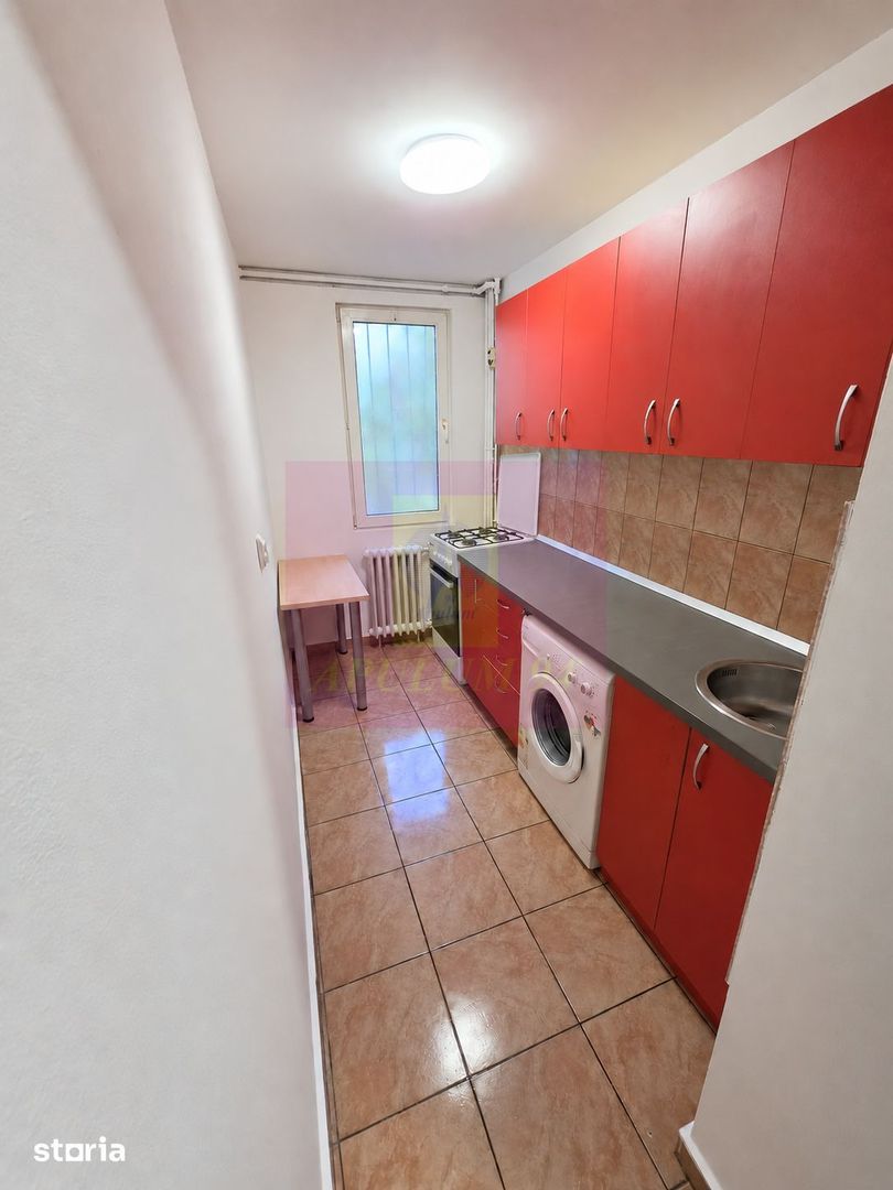 Garsoniera decomandata Drumul Taberei, metrou Valea Ialomitei - imaginea 8