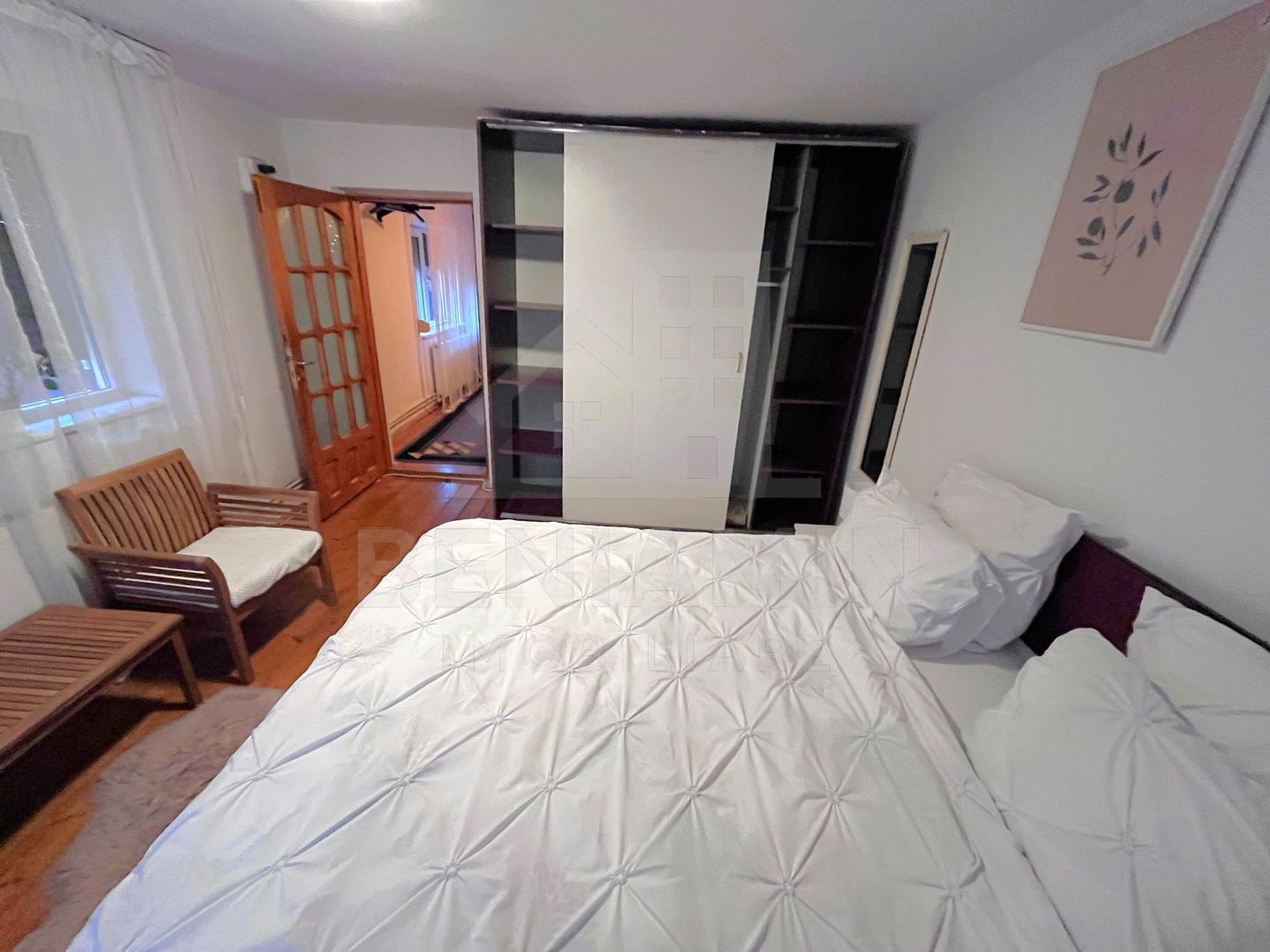 Casa de inchiriat Raului intersectie Campia Islaz -loc de parcare - imaginea 8