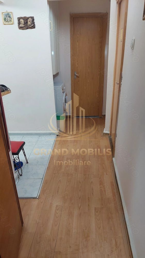 Apartament cu 4 camere Et. 1 Calea Lipovei - imaginea 7