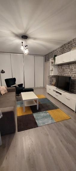 Apartament 2 camere , Cartierul Solar