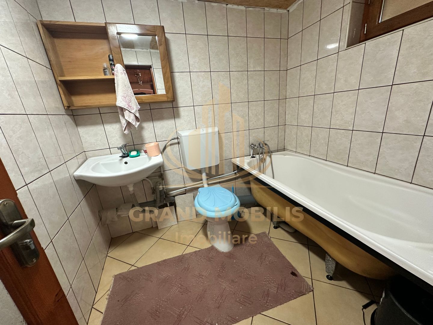 Casă 160 mp + atelier 200 mp + anexă + teren 1.000 mp | Exclusivitate - imaginea 14