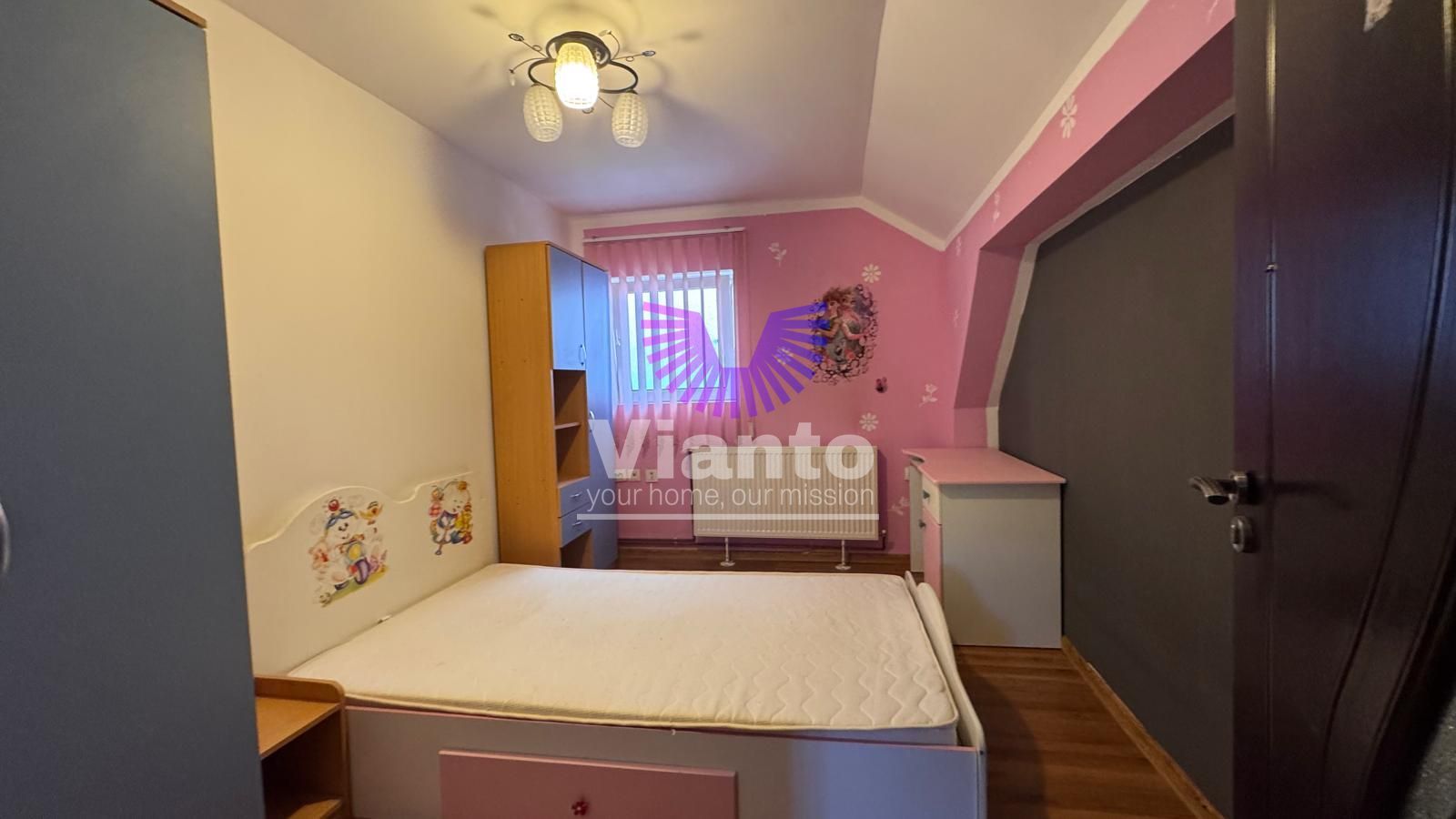 Casa Individuala de Inchiriat 5 Camere - Curte cu Zona de Barbeque-Gusterita