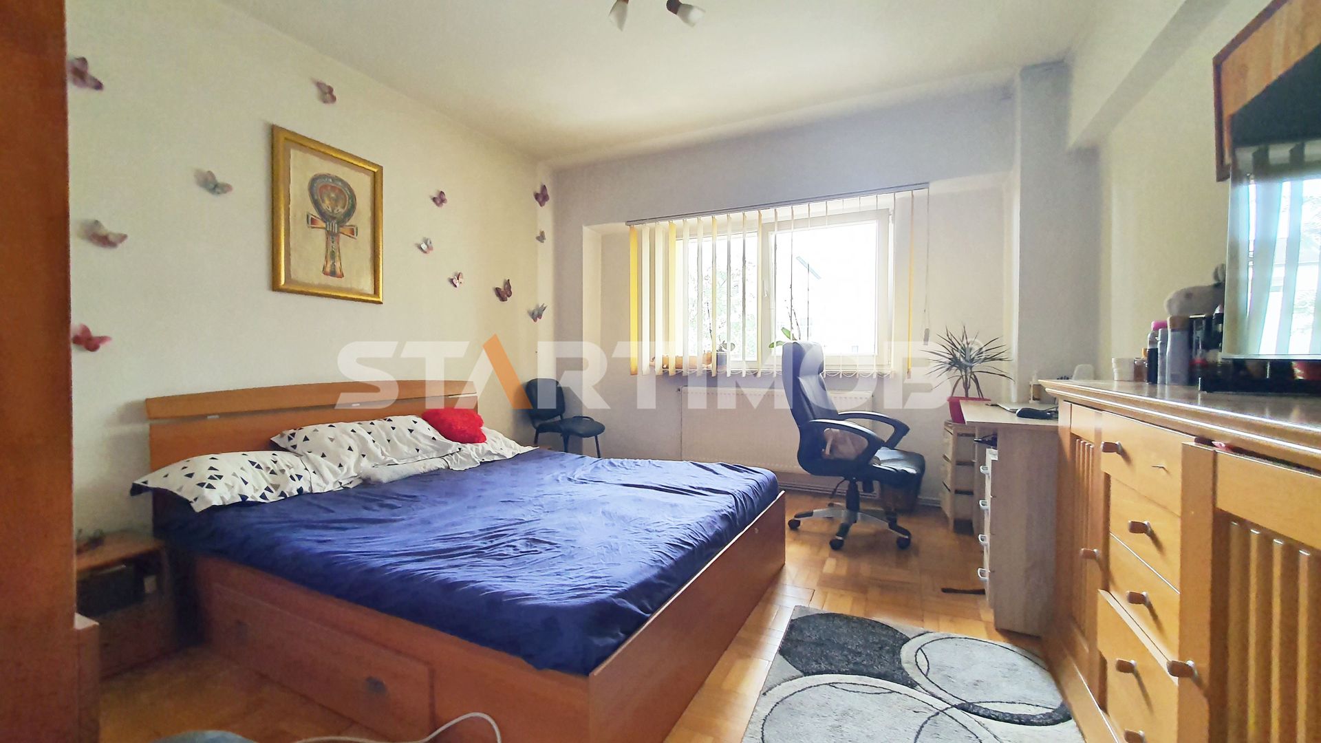 Apartament central str de Mijloc