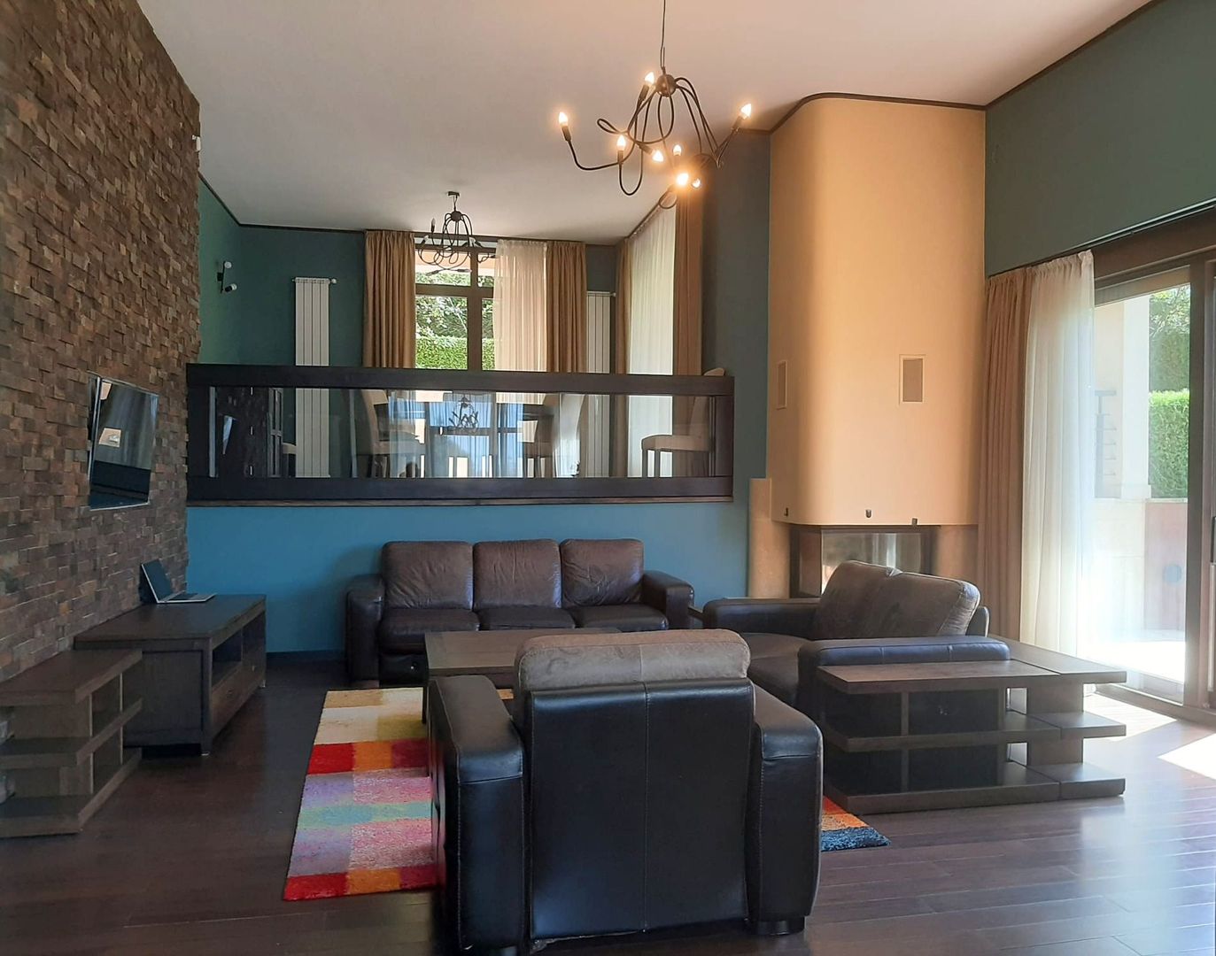 Vilă de lux cu vedere spectaculoasă spre Tâmpa  Green Valley zona Noua - imaginea 2