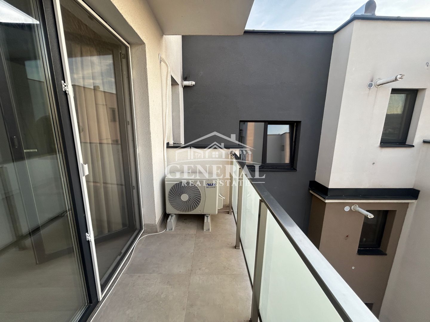 Garsoniere de inchiriat bloc nou pe str. Lamaitei et.2 Baia Mare 250E - imaginea 5
