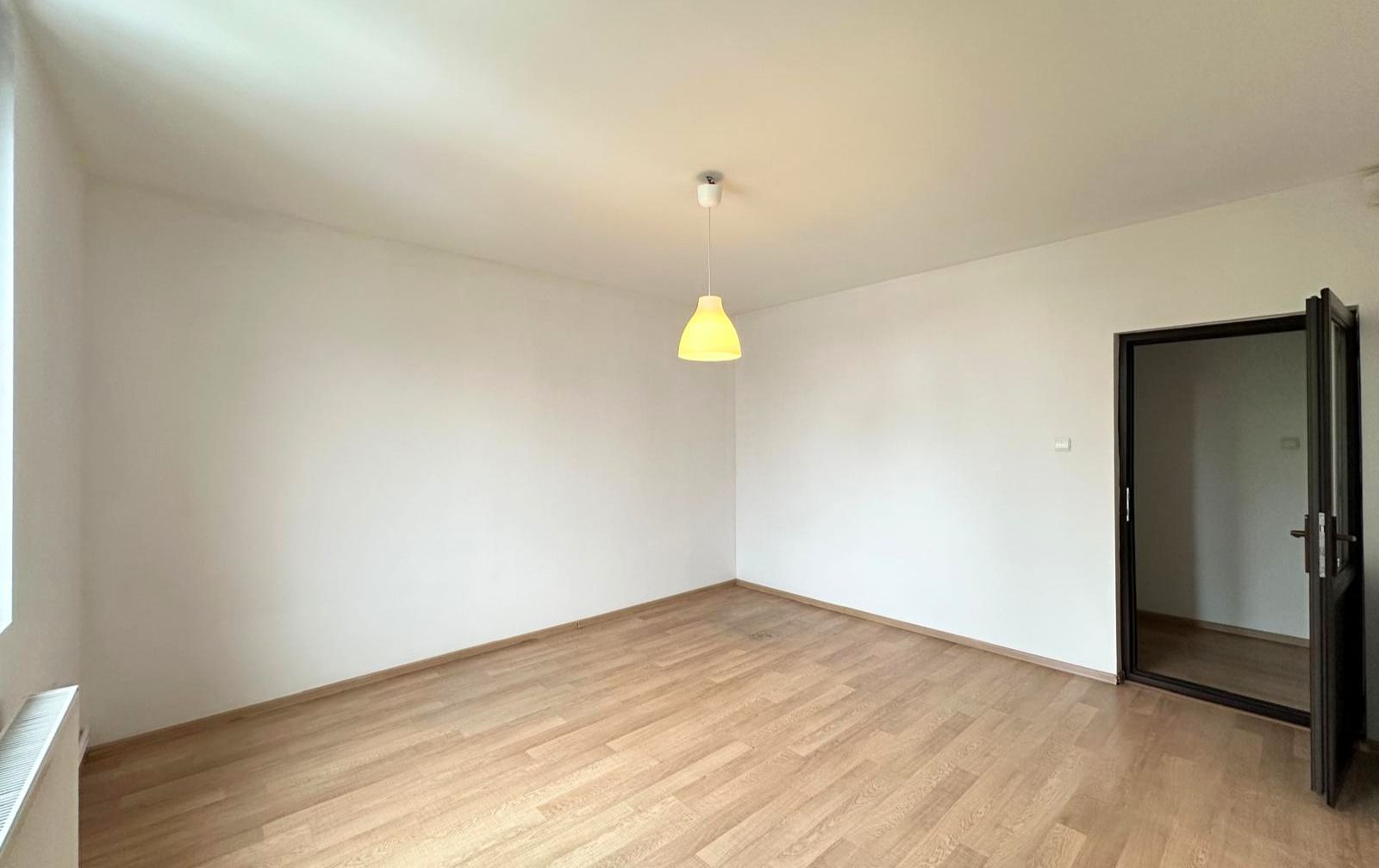 Inchiriere casă complet renovată cu 4 camere  Băneasa, Sector 1 - imaginea 7