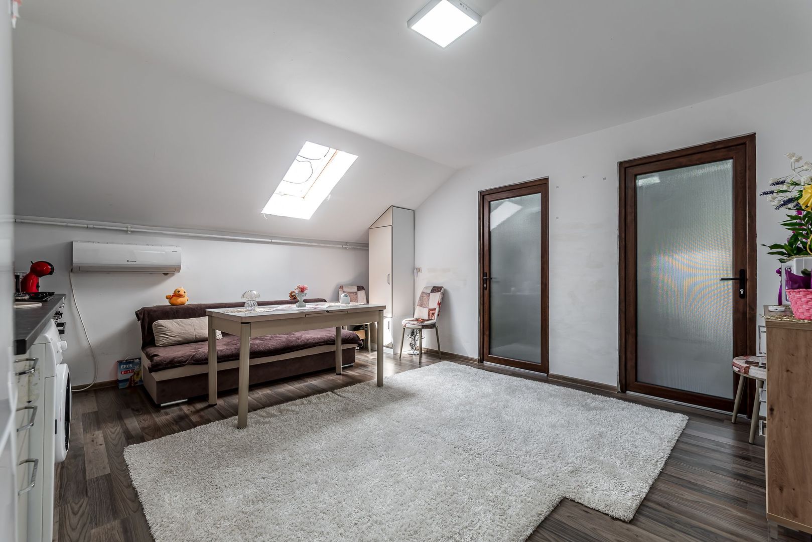 Imagine 7 - Apartament de închiriat cu 2 dormitoare, parcare inclusă, bloc nou