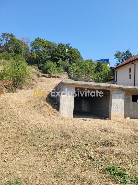 Teren intravilan Turcesti (Pitesti) - 1083 mp, demisol executat - imaginea 4
