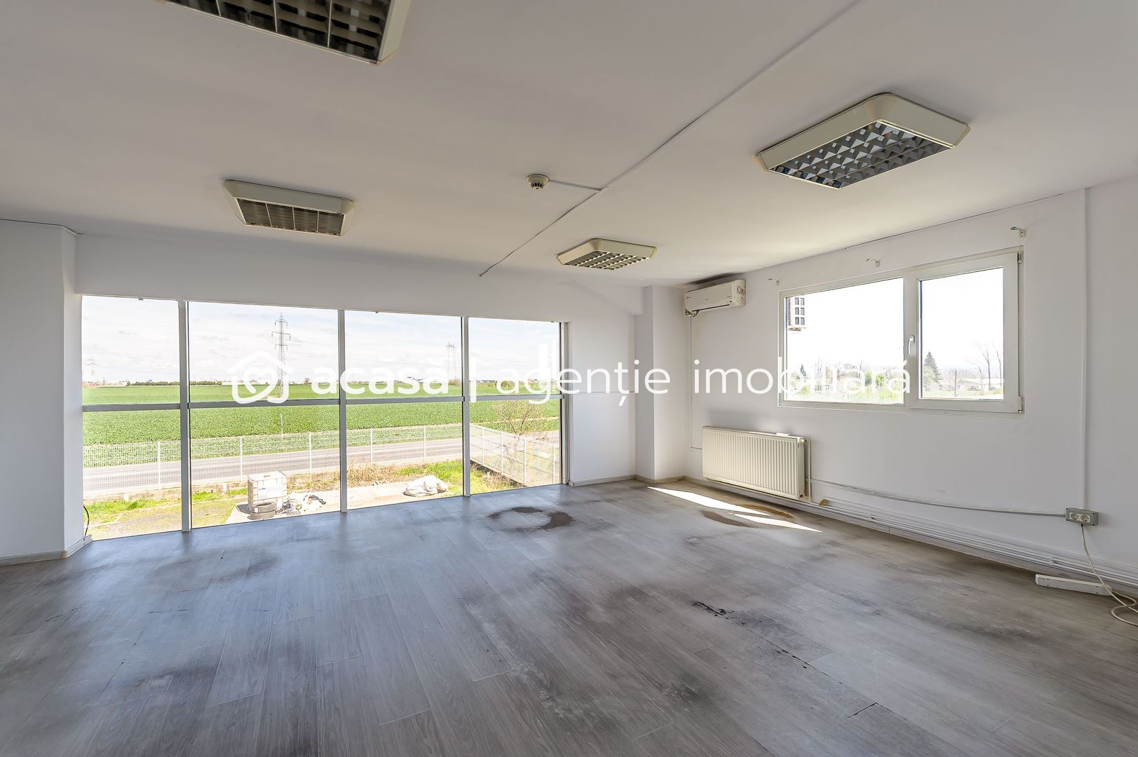 Imagine 12 - Hală industrială de vânzare 3495 mp în Arad
