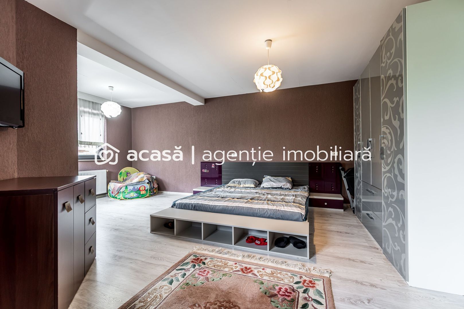 Imagine 3 - Vilă P+1 | Zona Subcetate | bazin, sală, pista biciclete în vecinătate