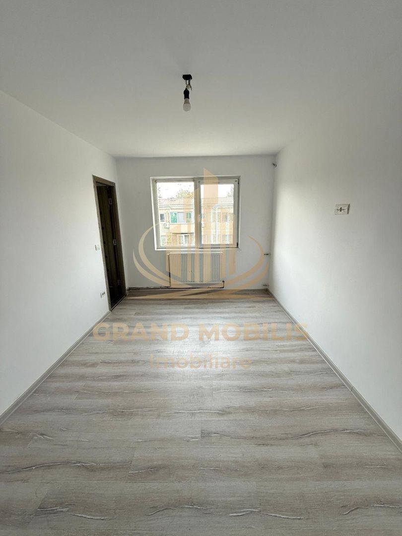 Apartament modern 3 camere, 2 băi, balcon și boxă – Zona Șagului - imaginea 5