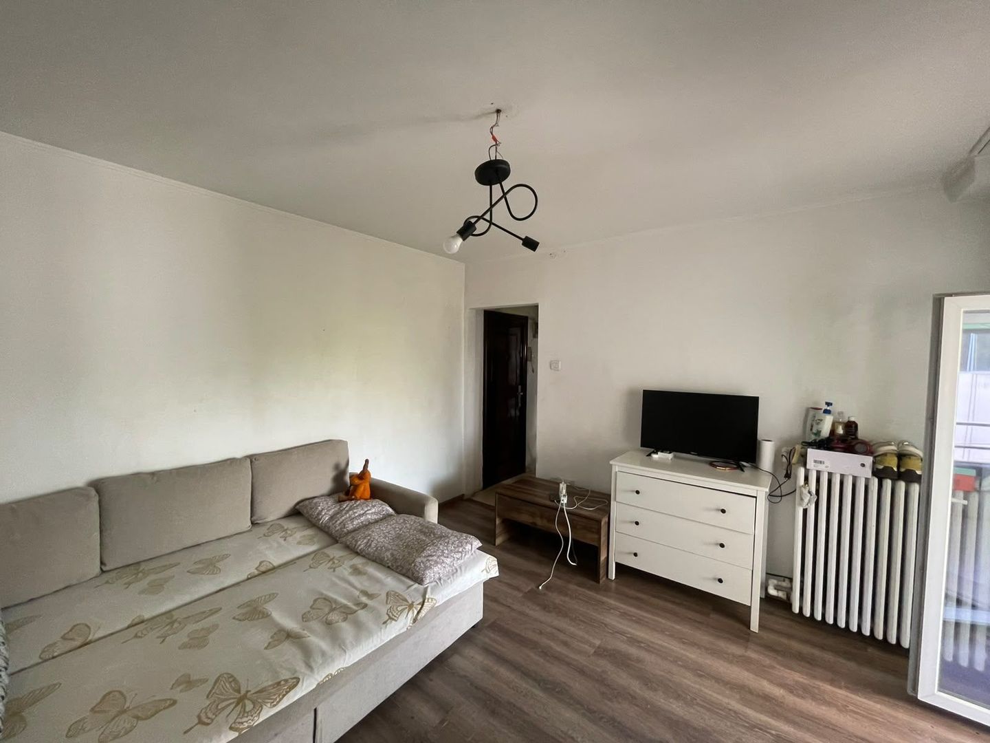 Apartament 2 camere semidecomandat, 40 mp, zona Romană/Victoriei V21