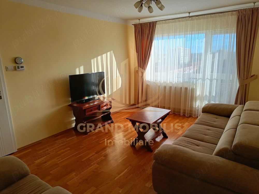 Apartament 83 mp, 3 camere, zona Dacia, 2 băi, balcon, mobilat complet - imaginea 2