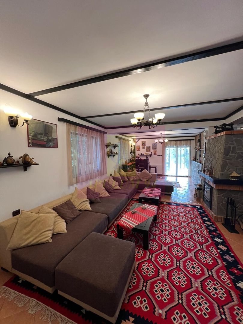 Vila cu 6 camere de vanzare in Brebu - imaginea 6