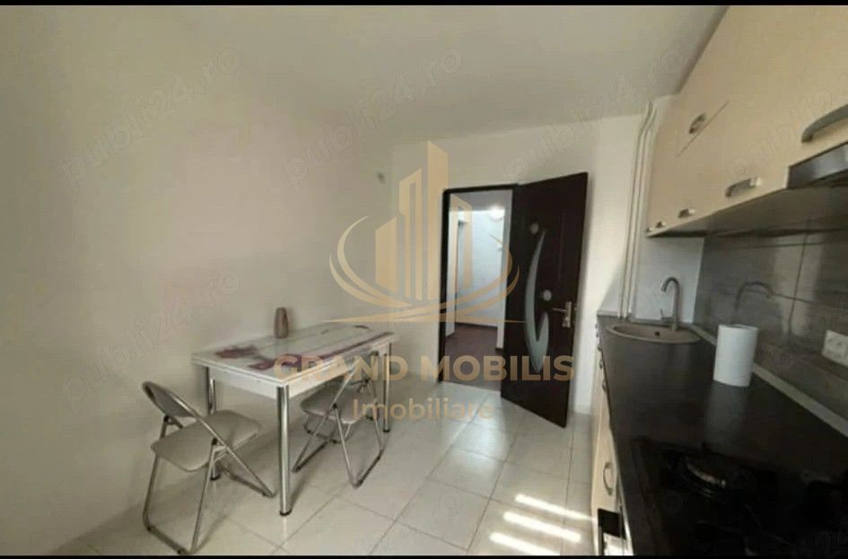 Vand apartament 2 camere - 3 min metrou Aparatorii Patriei - imaginea 3