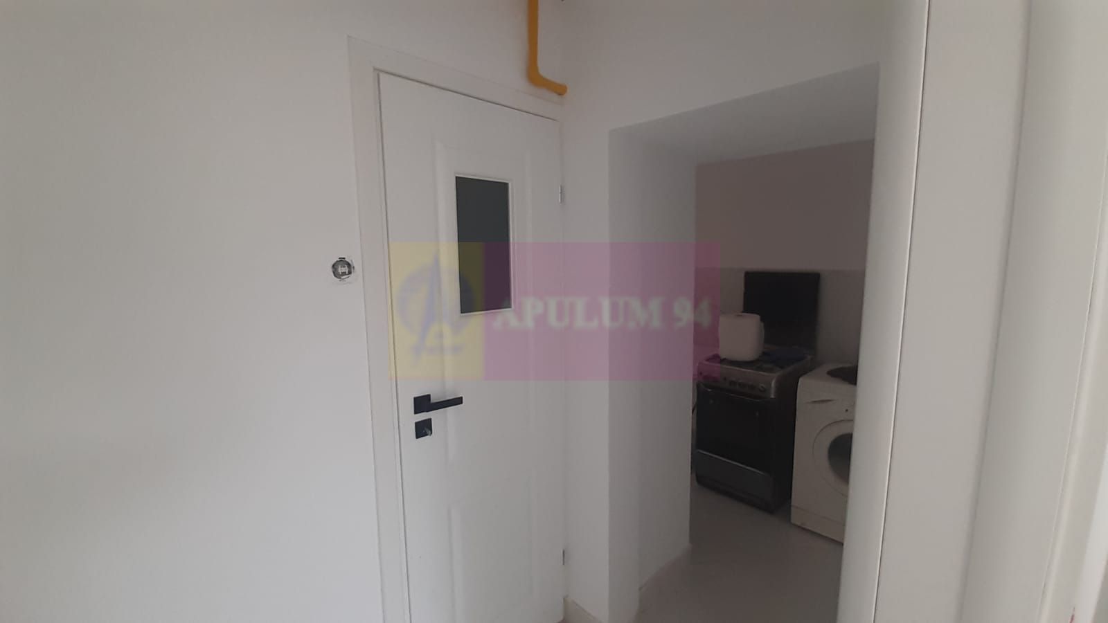APARTAMENT BUN URANUS- PROASPĂT RENOVAT -  zona Palatul Parlamentului
