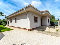 Vilă nouă superbă tip mediteranean, zona exclusivistă Tabacovici