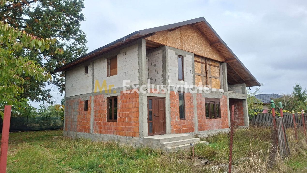 Casă Suseni-Cersani construcție solidă, teren 578 mp, zona superba - imaginea 3