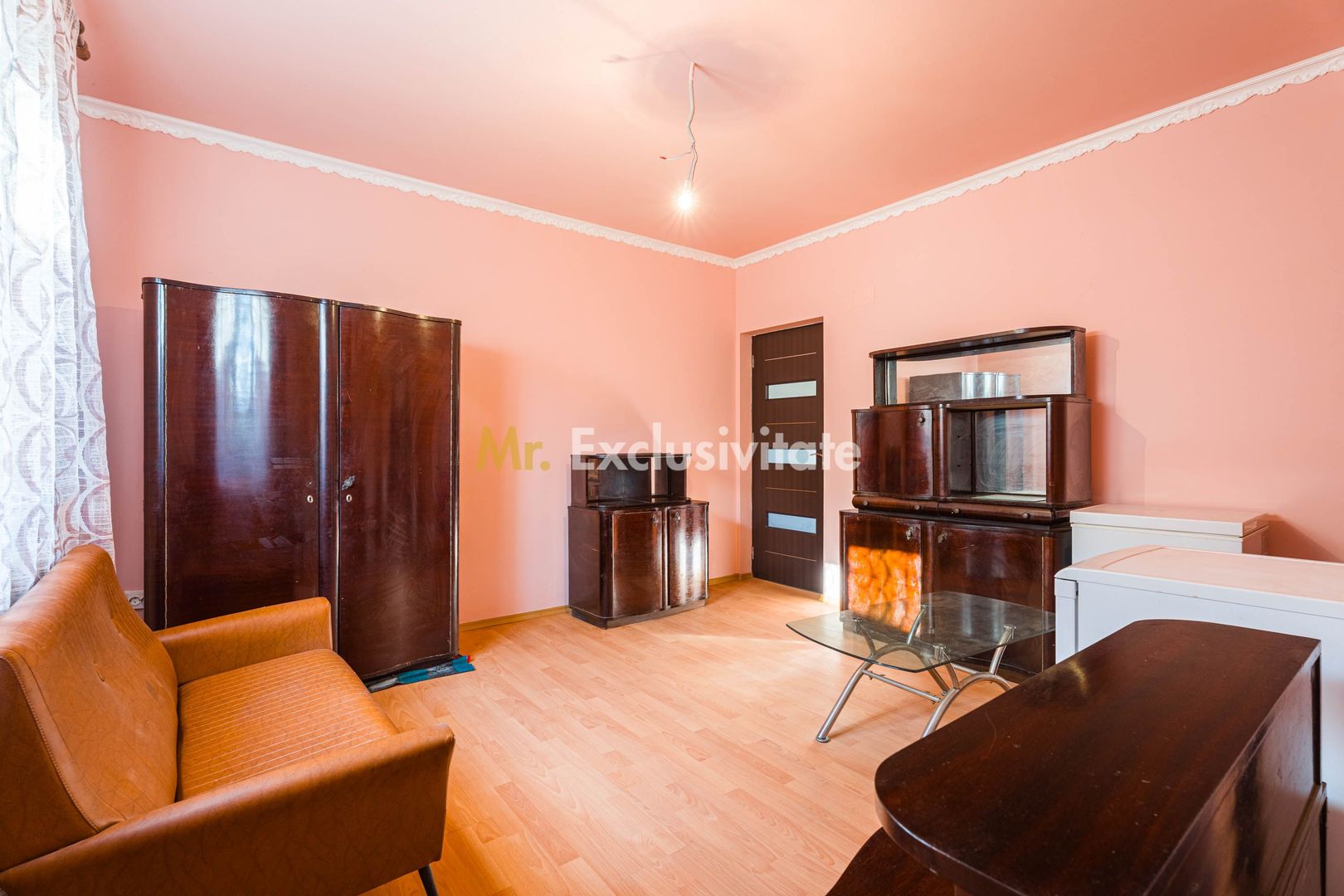 Casa Buturugeni de 3 camere plus mansarda - imaginea 5