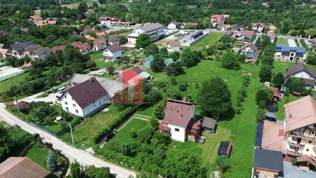 PROPIETAR URGENT Casa duplex BRAN arpox 300m utili, 1300mp teren - 2 case la pret de 1 apartament !! - imaginea 19