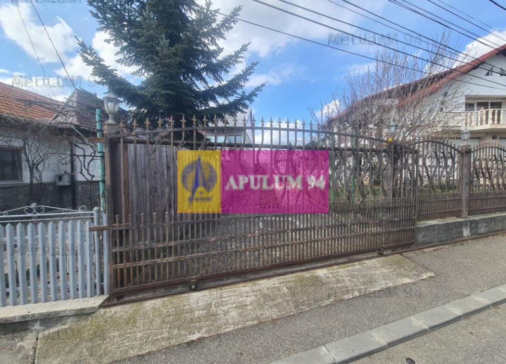 CASA (VILA) DE VANZARE IN CORNU