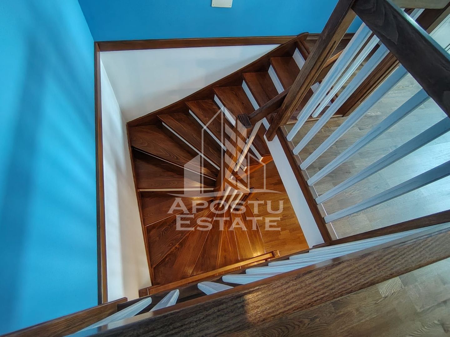 Apartament 2 camere pe doua niveluri, zona Modern - Crisan, Timisoara - imaginea 8