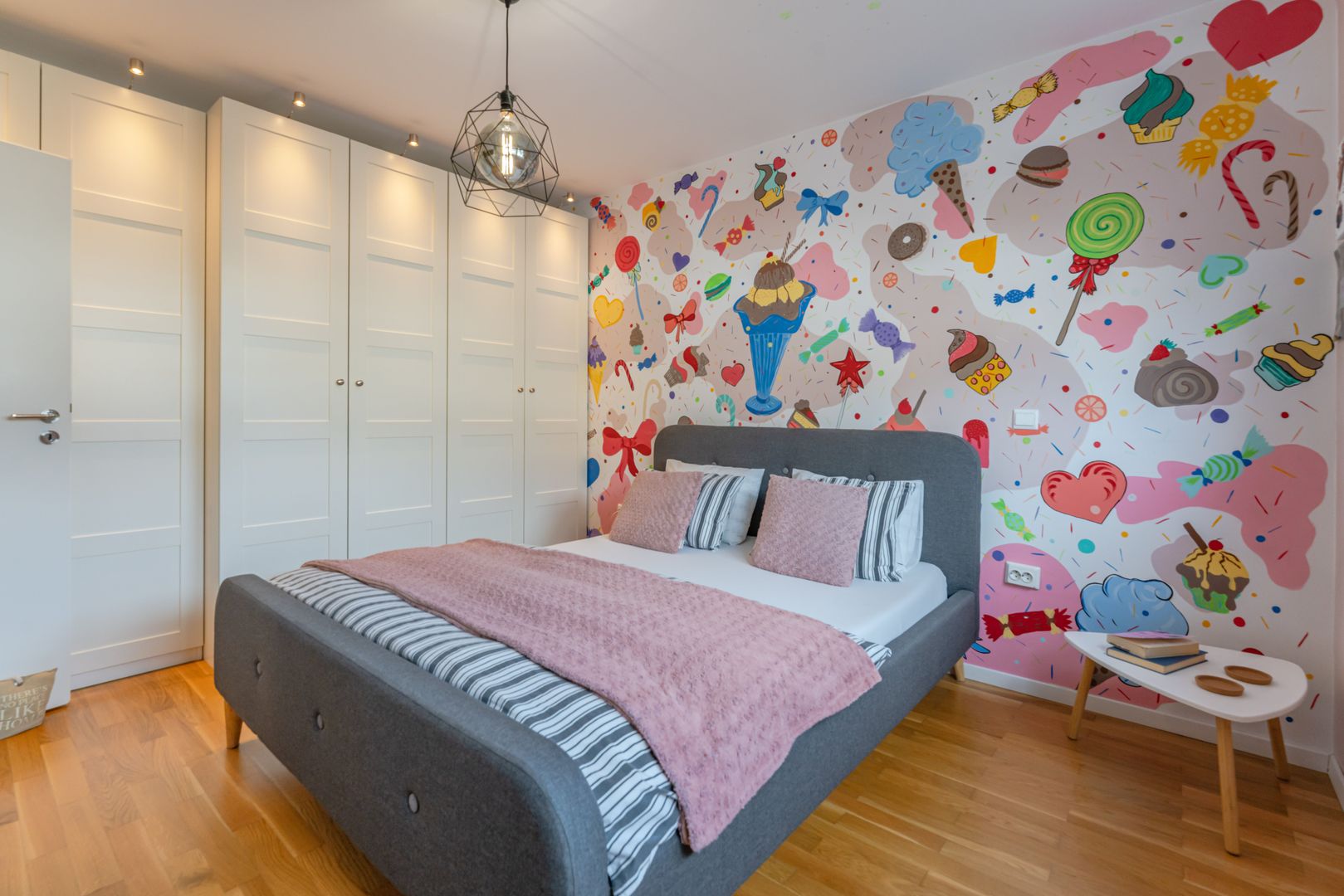Casa mobilata utilata cartier Izvor Tarlungeni Brasov - imaginea 7
