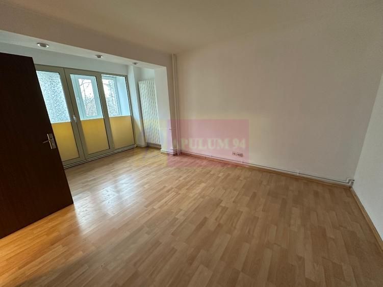 Vanzare apartament 3 camere-Rond Alba Iulia cu Centrala Termica
