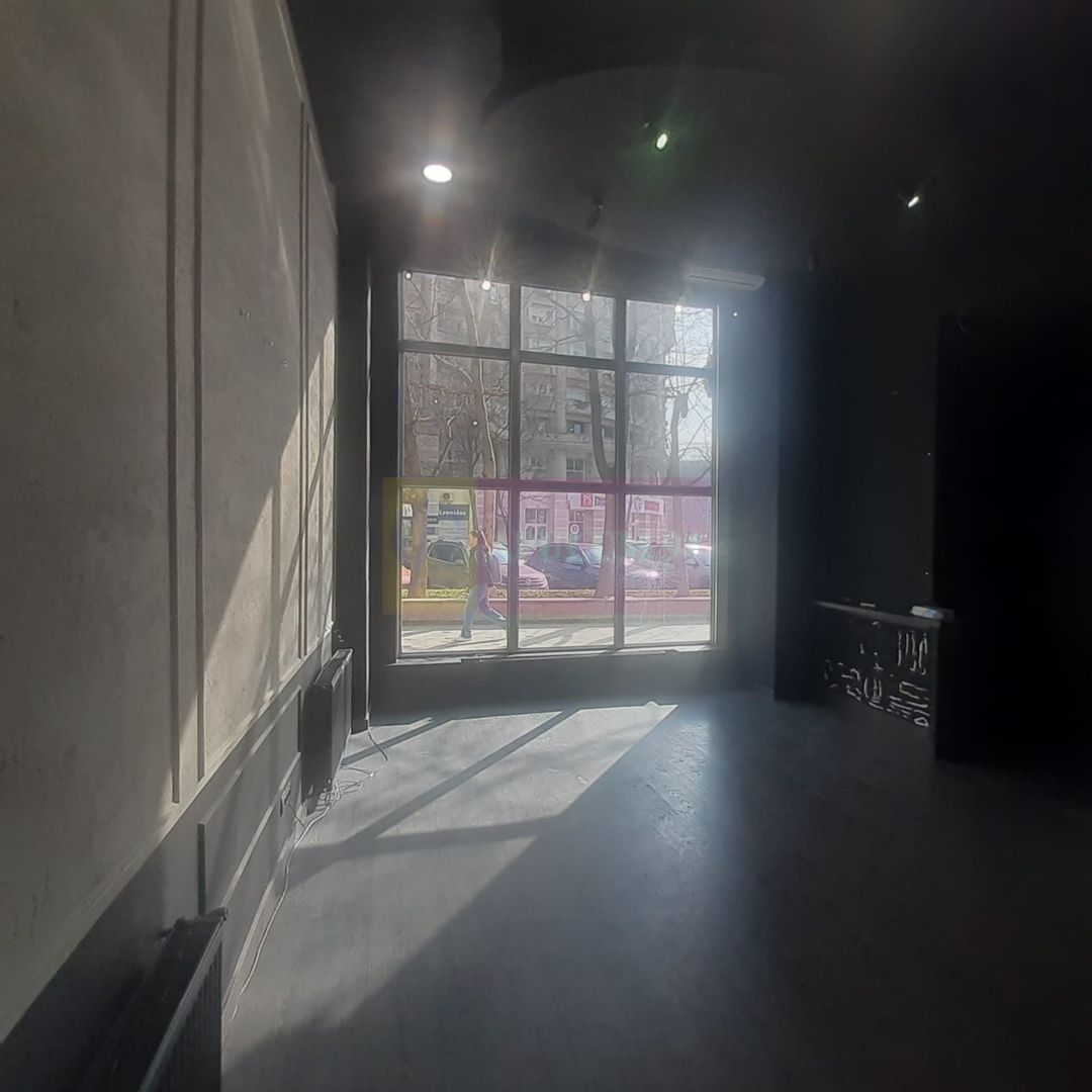 Spațiu zona Bulevardul Unirii - Zepter