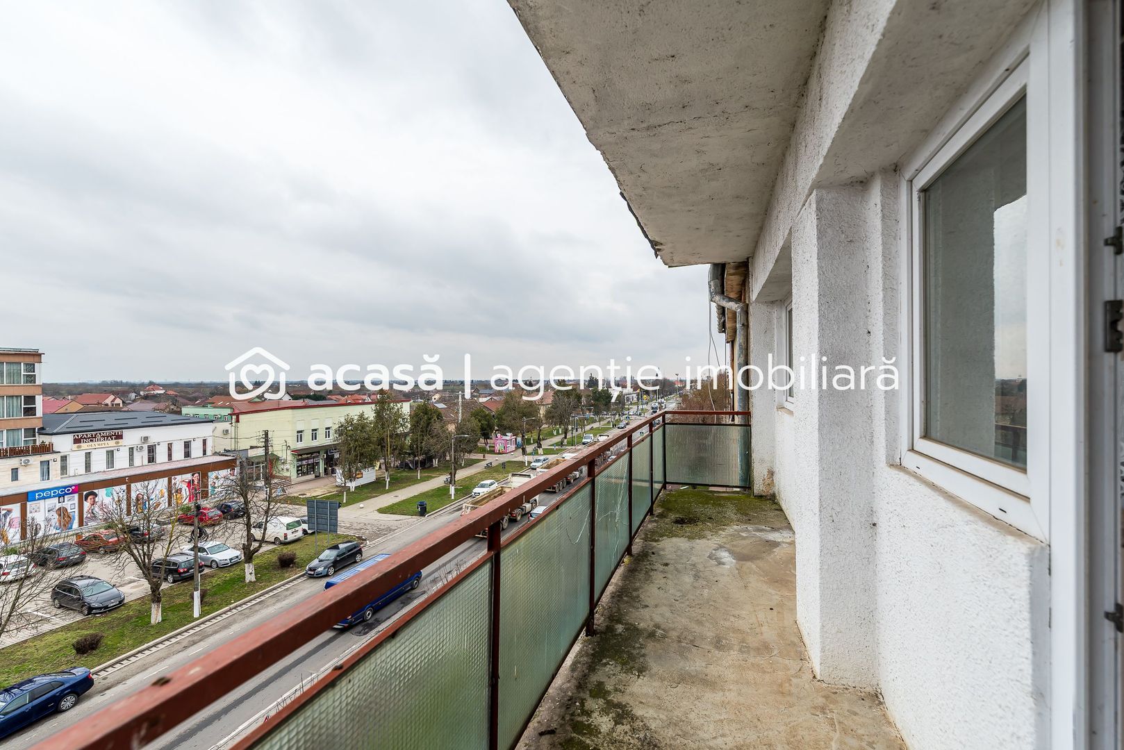 Imagine 7 - Apartament spatios in centrul orasului Chisineu Cris