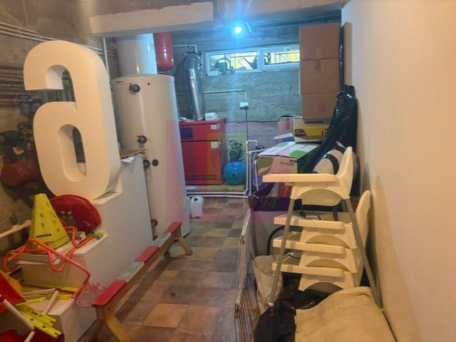 Vila D+P+1+M cu teren 446 mp Drumul Sarii. - imaginea 19