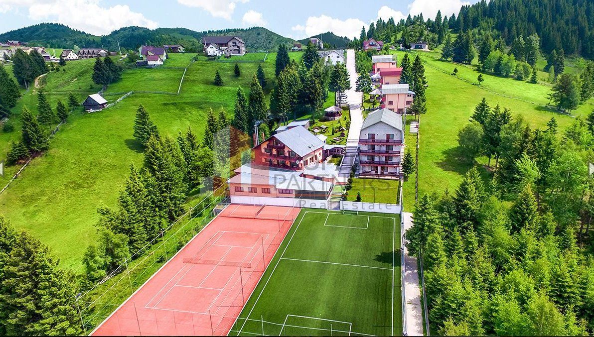 Resort 4 Stele de Vânzare | Fundata Brașov | 45.000mp | 43 Unități | - imaginea 5