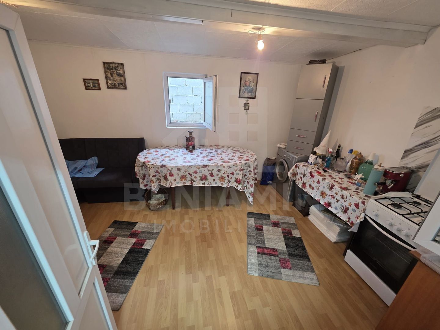 Casa cu 5 camere de vanzare in zona Bordei Calea Bucuresti 785mp - imaginea 5