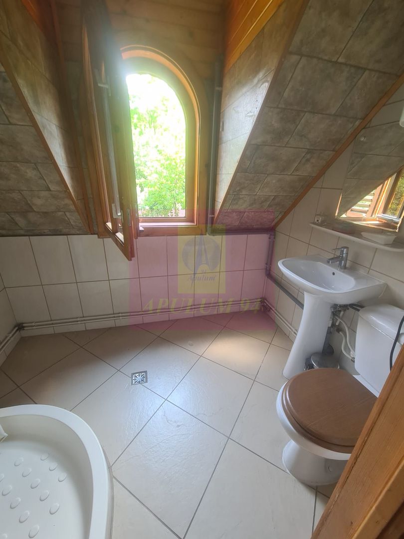 Vila de vanzare in Campina - Zona Lunca Mare