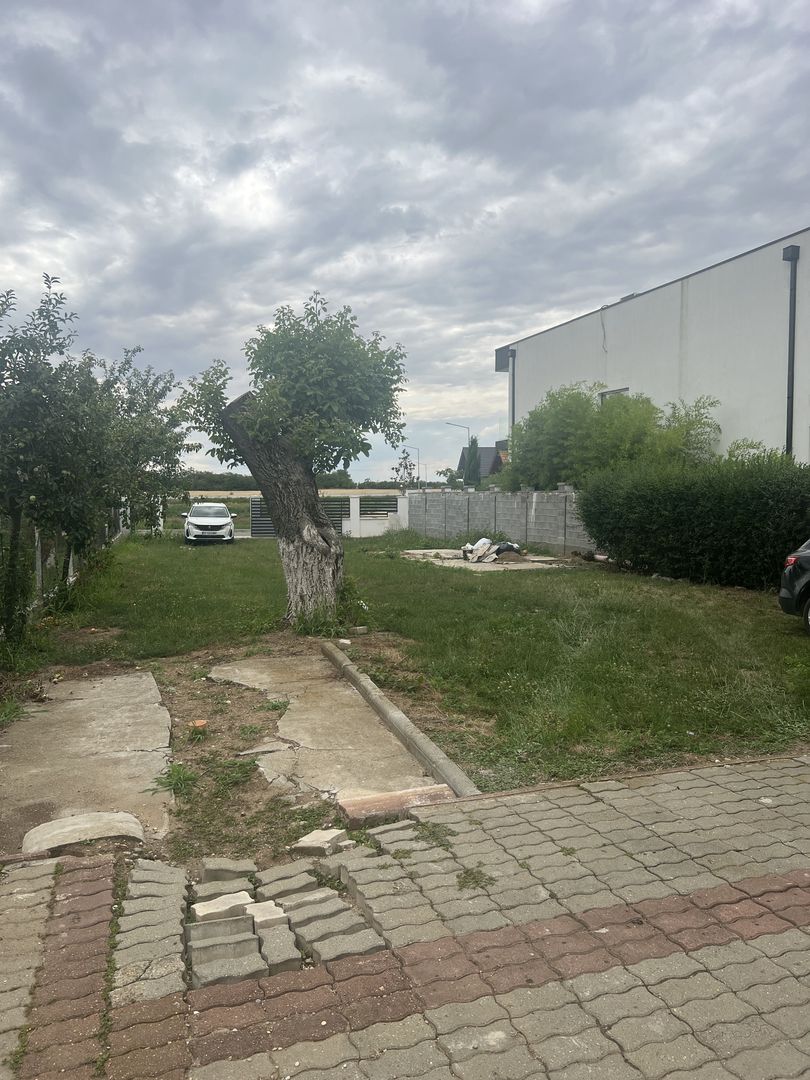 CASA DE VANZARE IN CARTIERUL PRIMAVERII -GIARMATA MARE - imaginea 5