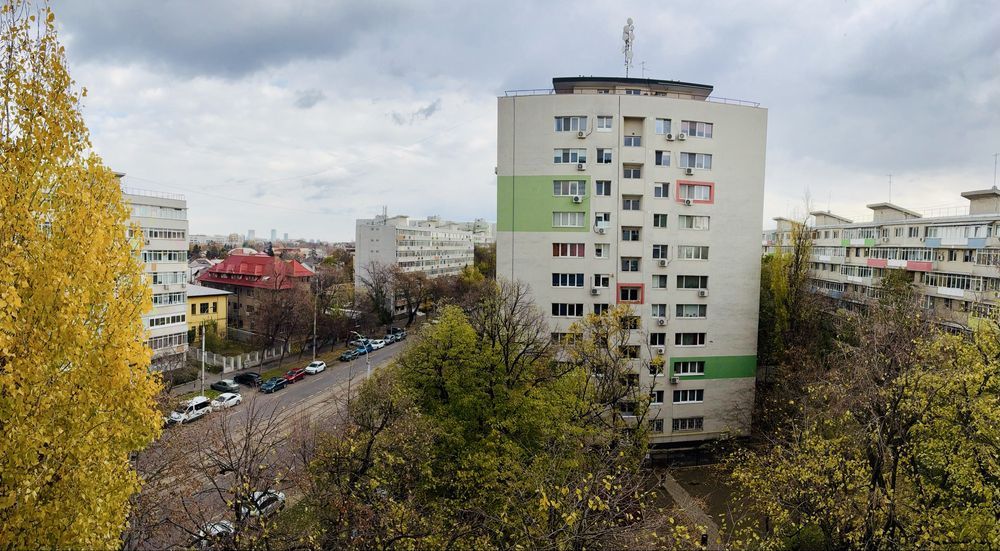 Apartament 3 camere | metrou 1 MAI | Mihalache | bloc anvelopat